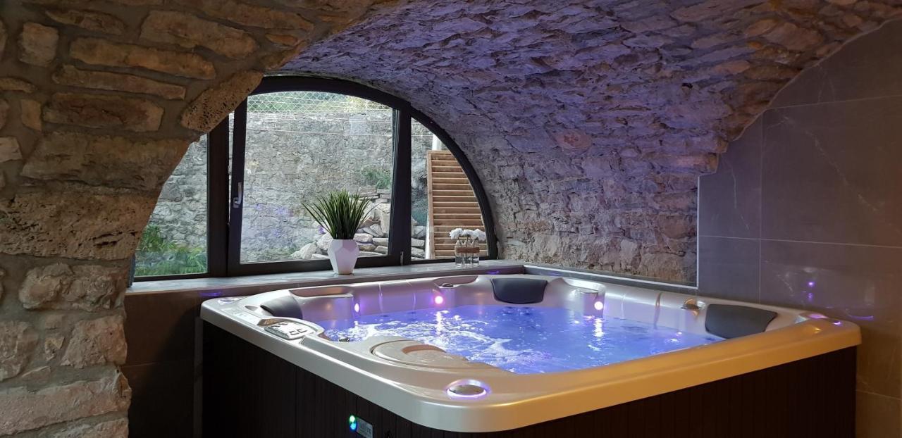 Le Mas Rolland, Piscine Chauffee & Spa - Millau - Gorges Du Tarn Compeyre Exteriör bild